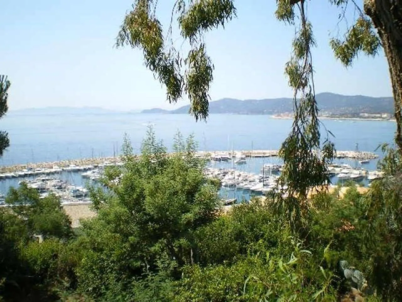 Rental Villa Parc De La Renarde contacts